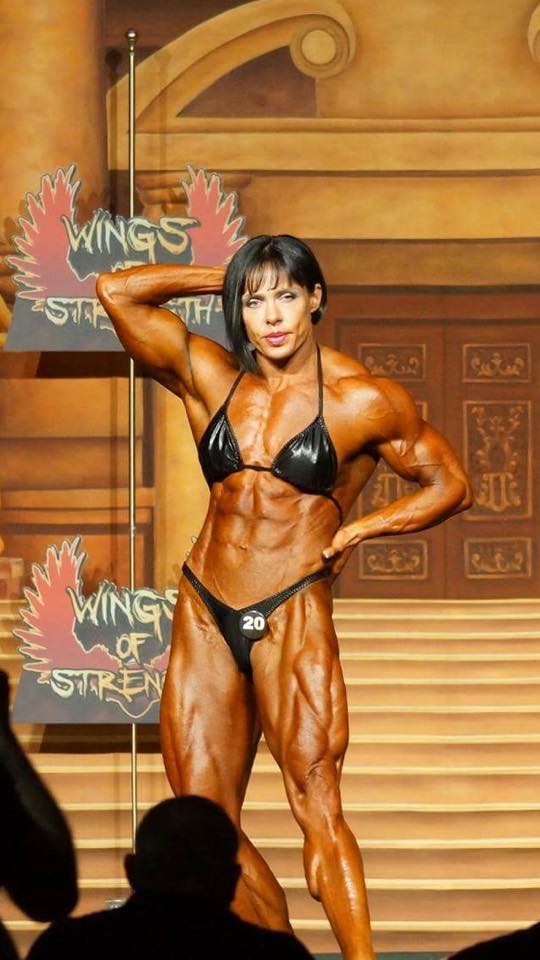You Won't Believe How HUGE These 9 Female Bodybuilders Are 24