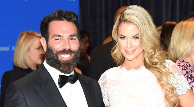 WASHINGTON, DC - APRIL 25: Professional poker player Dan Bilzerian and a guest attend the 101st Annual White House Correspondents' Association Dinner at the Washington Hilton on April 25, 2015 in Washington, DC. (Photo by Michael Loccisano/Getty Images)